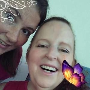 Meet your Posher, Mona